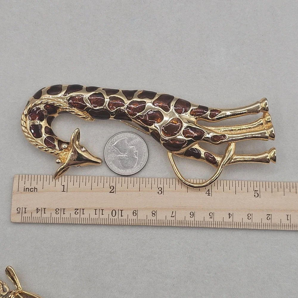 Rhinestone Enamel Animal Brooch Lot Giraffe Elephant Bee Bird 7pc Vintage Modern